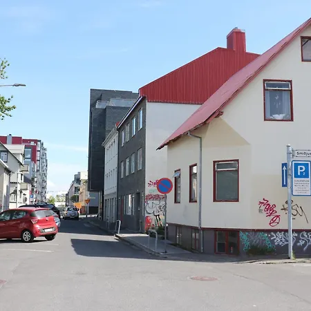 Antique Lägenhet Reykjavík
